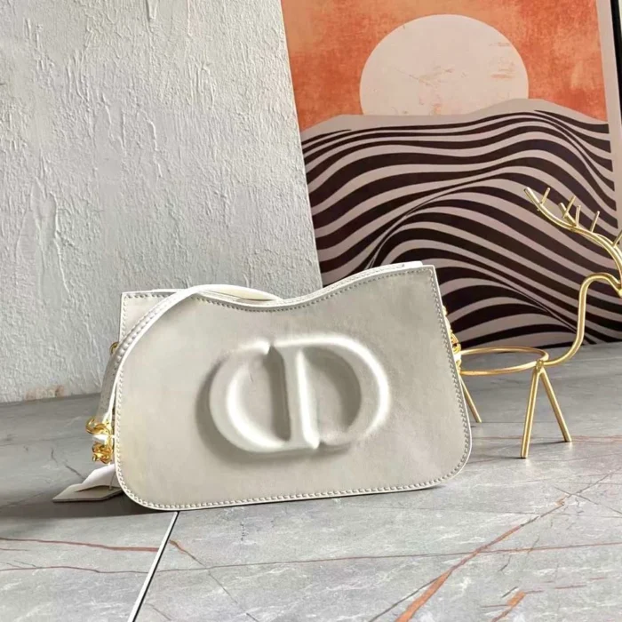 ⁦CD Signature Hobo Mini Bag⁩ - الصورة ⁦2⁩