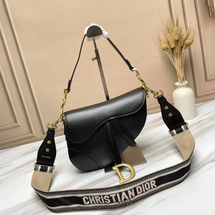 Dior Saddle Bag - Image 4