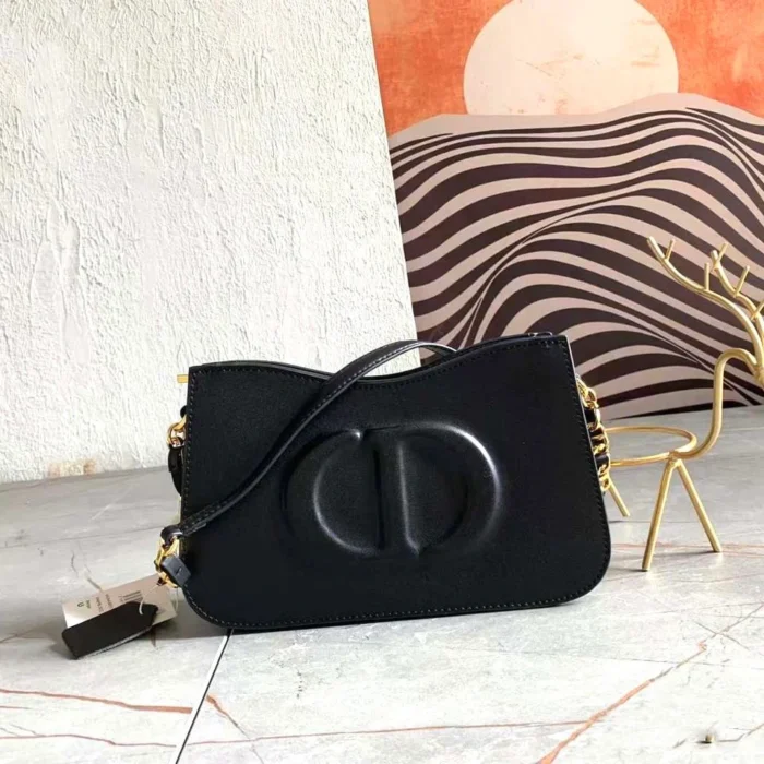 ⁦CD Signature Hobo Mini Bag⁩ - الصورة ⁦3⁩