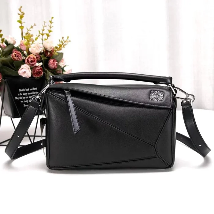 Loewe Puzzle Medium Bag - Image 5