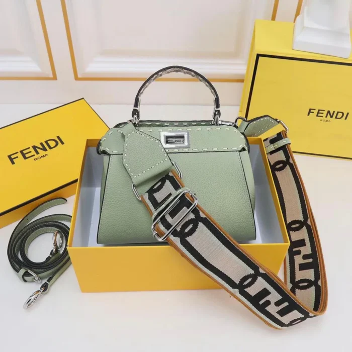⁦Fendi Peekaboo Bag Style#5⁩ - الصورة ⁦3⁩