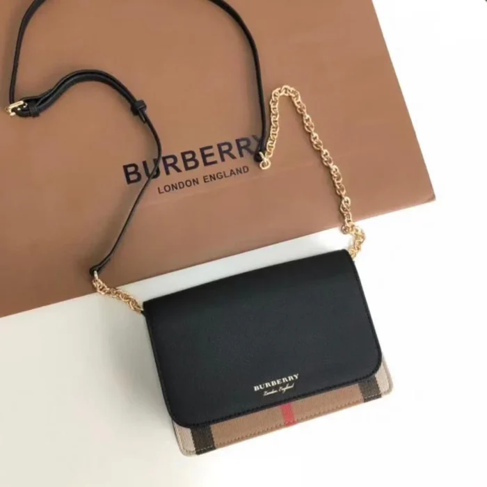 Burberry Hamshire Shoulder Bag - Image 2