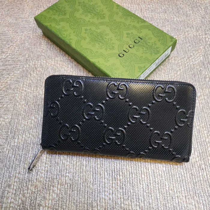 Gucci Wallet Style - Image 5