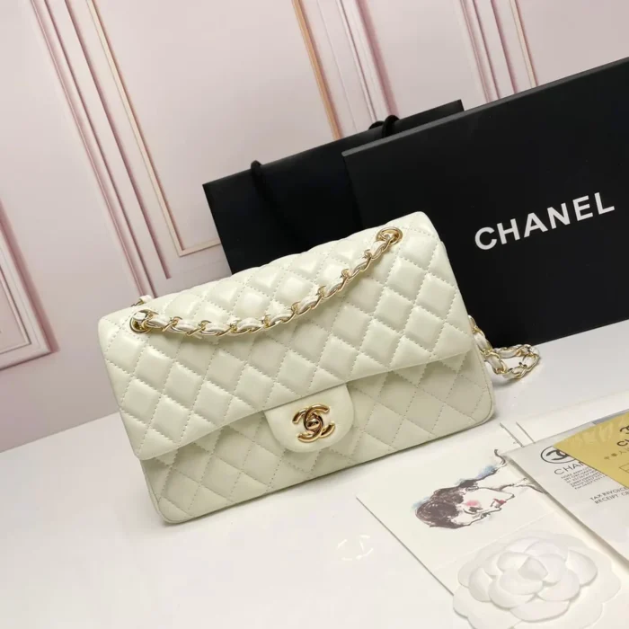 Chanel Classic Flap Bag - Image 3