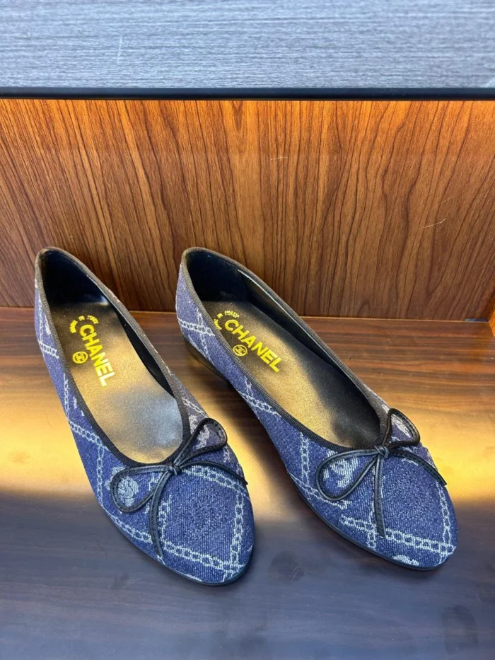 CHANEL SHOES STYLE#51 - Image 3
