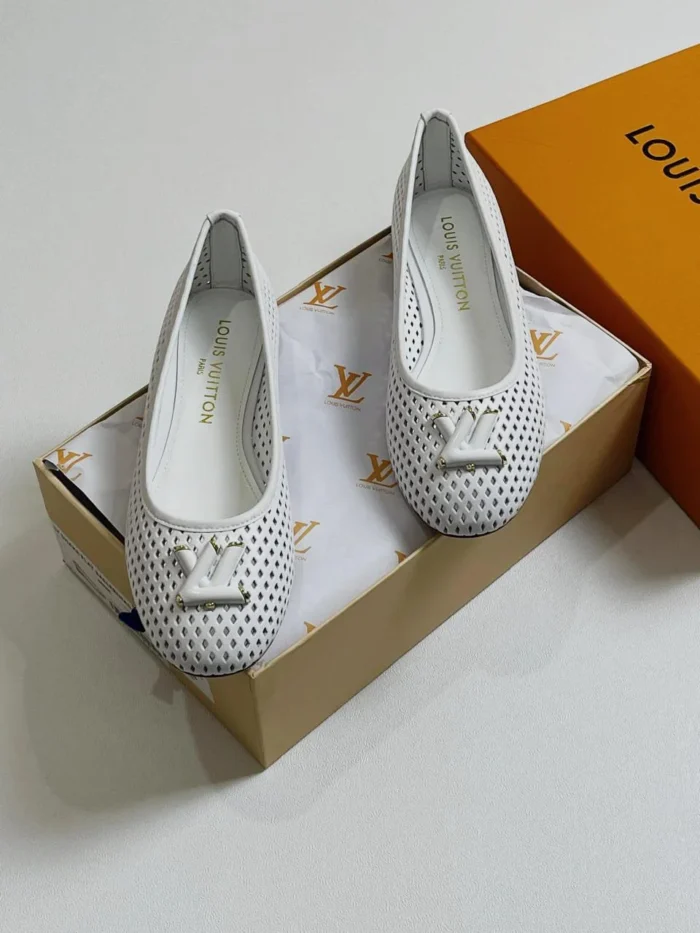 LOUIS VUITTON SHOES STYLE#25 - Image 3