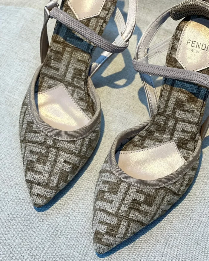 ⁦FENDI SHOES STYLE#21⁩ - الصورة ⁦3⁩