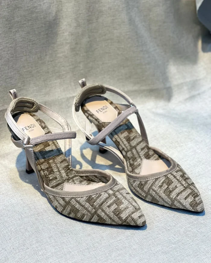 ⁦FENDI SHOES STYLE#21⁩ - الصورة ⁦2⁩