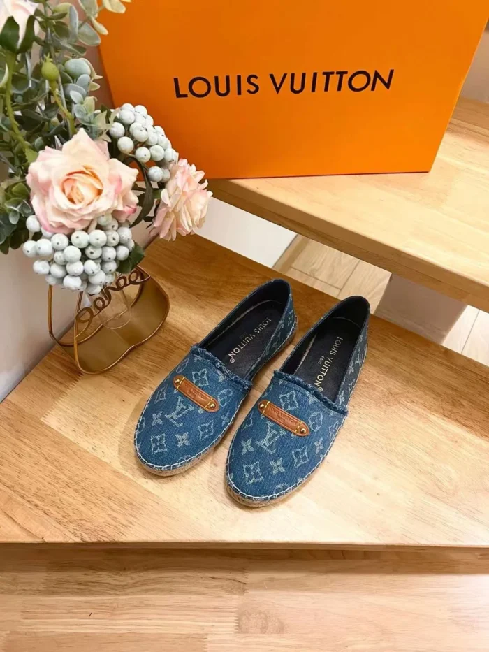 LOUIS VUITTON SHOES STYLE#32 - Image 2