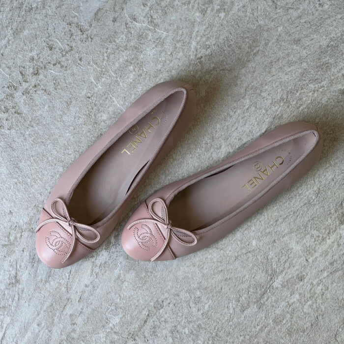 CHANEL SHOES STYLE#23 - Image 4