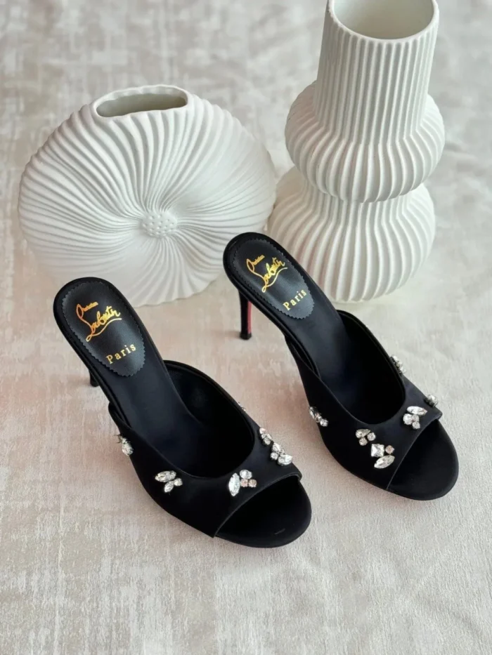 LOUBOUTIN SHOES STYLE#11 - Image 2