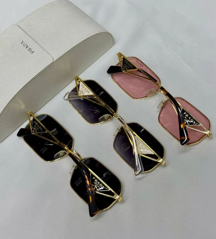 ⁦PRADA GLASSES⁩ - الصورة ⁦2⁩