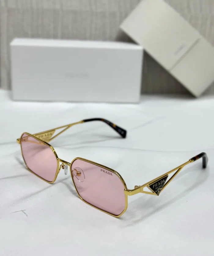 ⁦PRADA GLASSES⁩ - الصورة ⁦3⁩