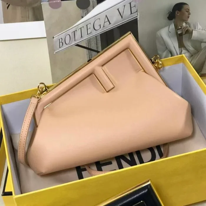 ⁦Fendi First Shoulder Bag Style #1⁩ - الصورة ⁦2⁩