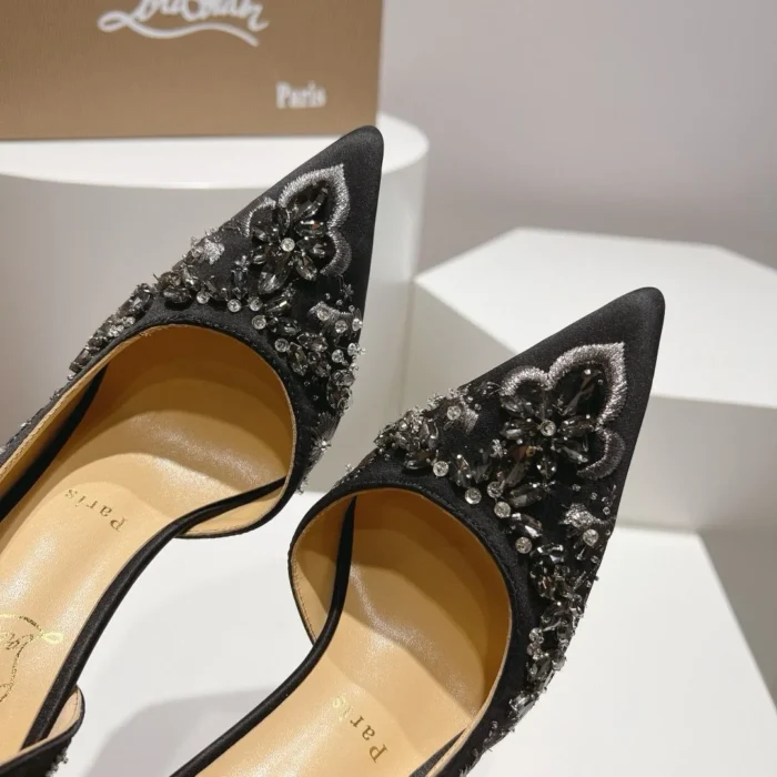 LOUBOUTIN SHOES STYLE#14 - Image 2