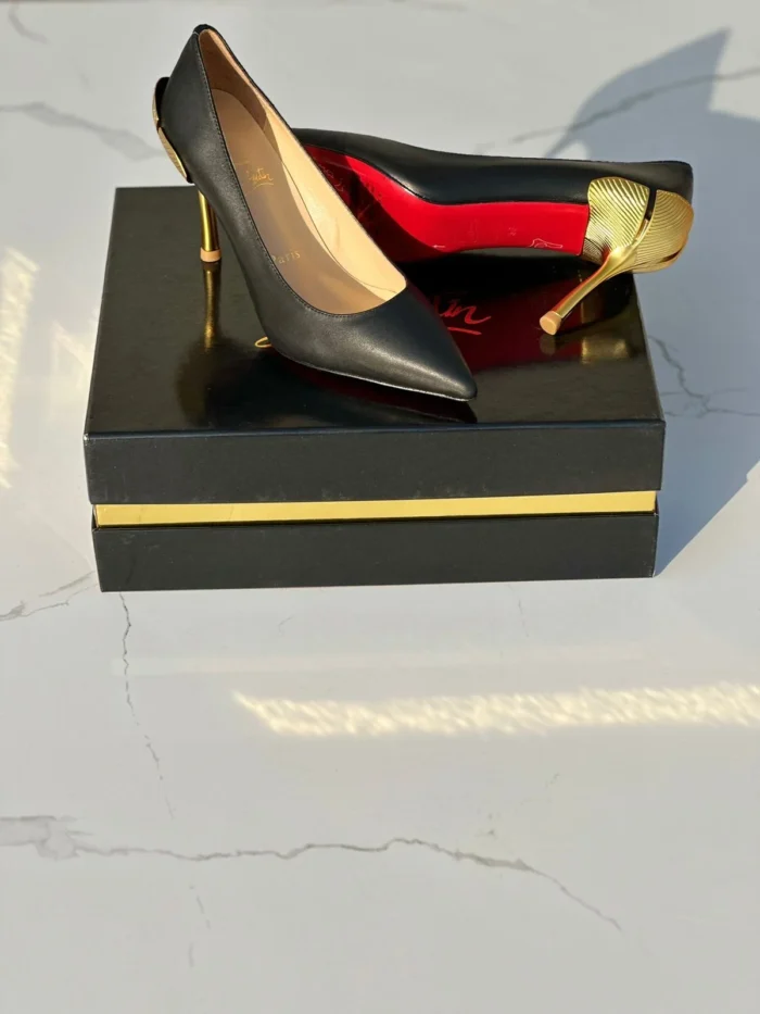 ⁦LOUBOUTIN SHOES STYLE#15⁩ - الصورة ⁦2⁩