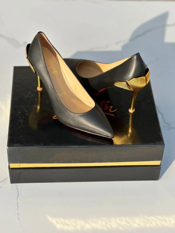 LOUBOUTIN SHOES STYLE#15