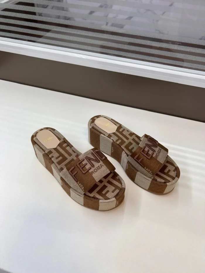 FENDI SHOES STYLE#23 - Image 4
