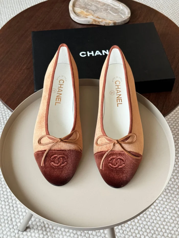 CHANEL SHOES STYLE#52 - Image 7