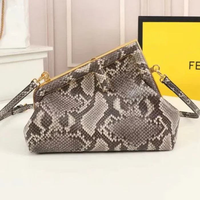 ⁦Fendi First Shoulder Bag Style #1⁩ - الصورة ⁦6⁩