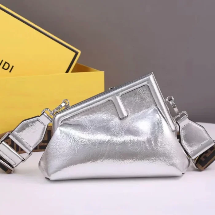 ⁦Fendi First Shoulder Bag Style #1⁩ - الصورة ⁦7⁩