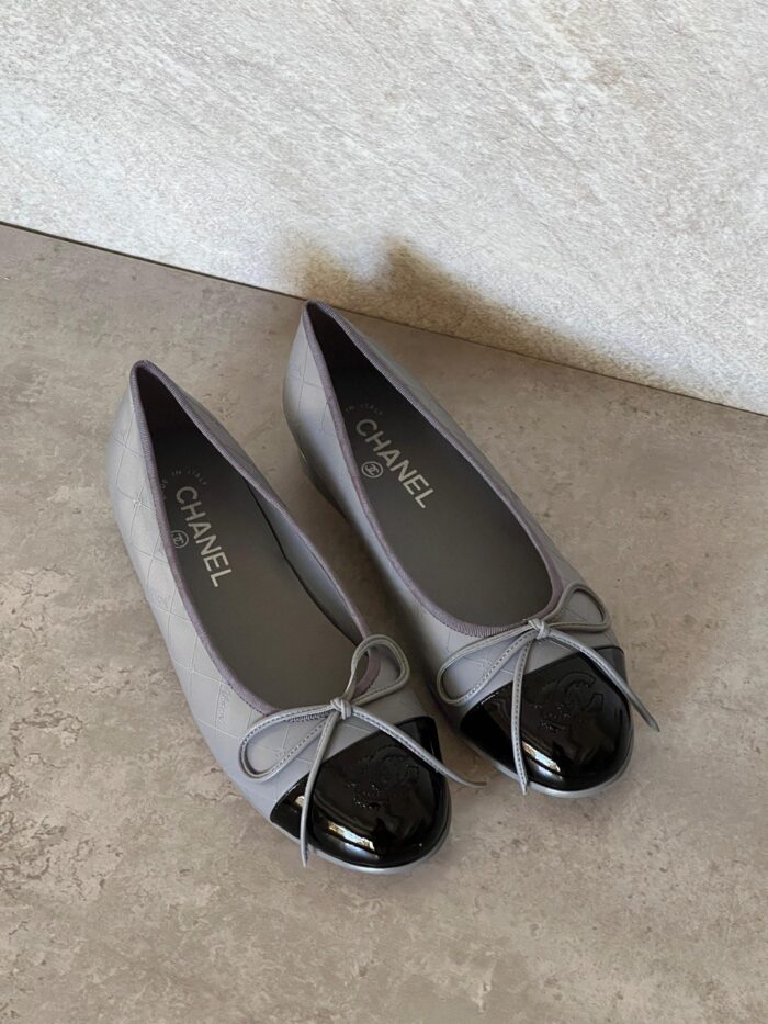 CHANEL SHOES STYLE#33 - Image 4
