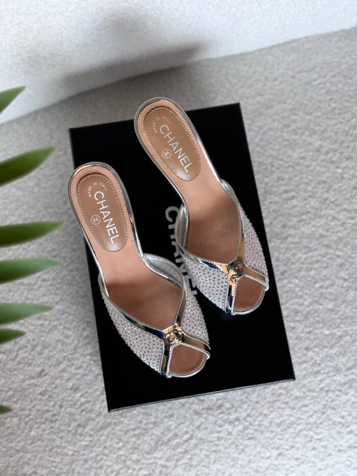 CHANEL SHOES STYLE #9 - Image 10