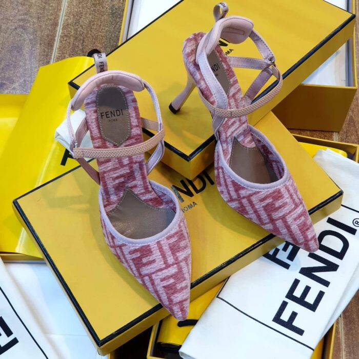 ⁦FENDI SHOES STYLE #8⁩ - الصورة ⁦2⁩