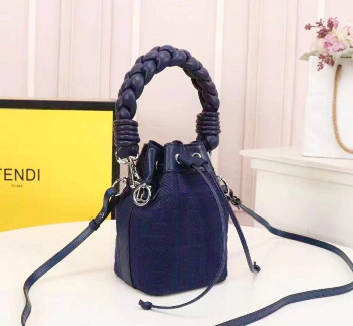 ⁦Fendi Sunshine Shopper Micro Bag 2⁩ - الصورة ⁦5⁩
