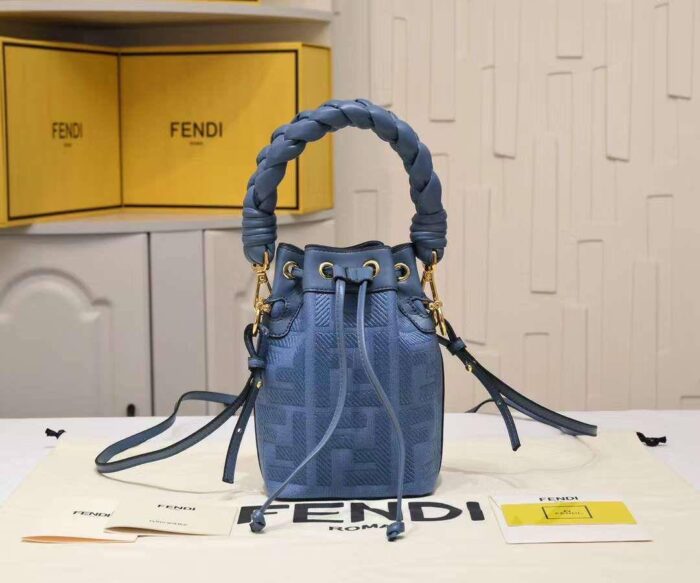 ⁦Fendi Sunshine Shopper Micro Bag 2⁩ - الصورة ⁦2⁩