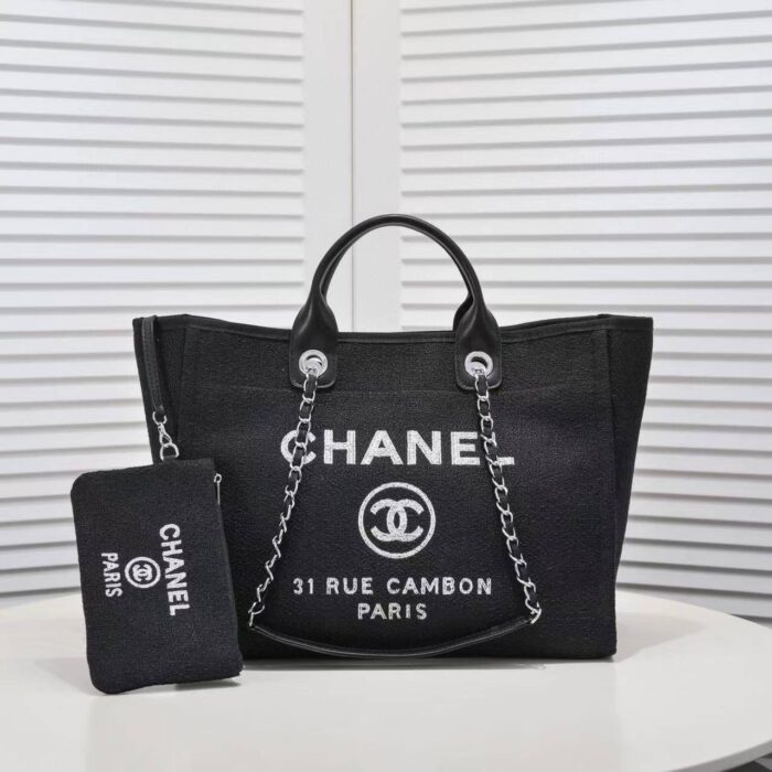 ⁦Chanel Tote Canvas Bag⁩ - الصورة ⁦4⁩