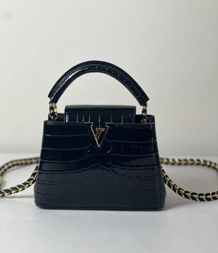 Louis Vuitton Lock 01 go Bag - Image 2